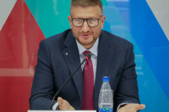 Foto-Denis-Popov-2-2